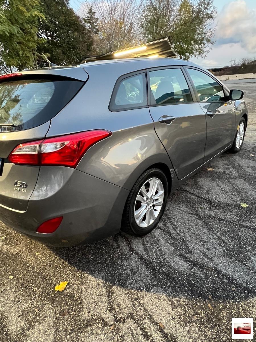 HYUNDAI - i30 - Wagon 1.4 Econext Comfort Plus