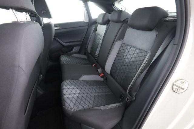 VOLKSWAGEN Taigo Taigo 1.0 TSI 110 CV DSG R-Line
