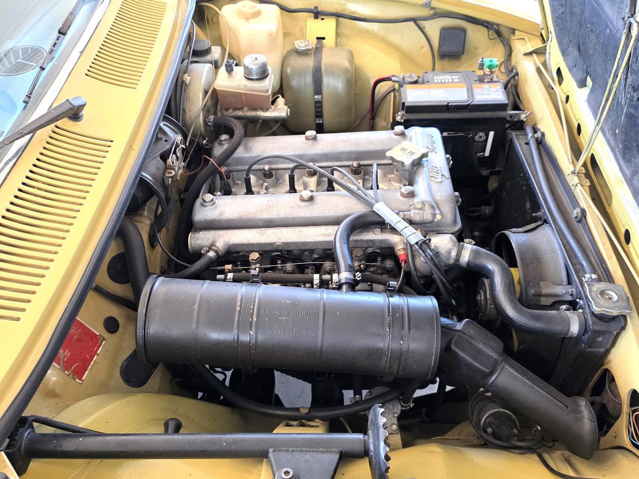 Alfa Romeo Alfetta 1.8 giallo piper