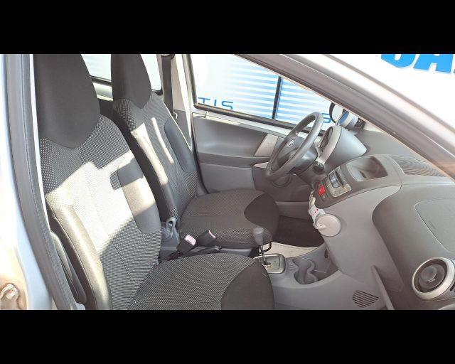 TOYOTA Aygo 5p 1.0 Sol FL - CAMBIO AUTOMATICO