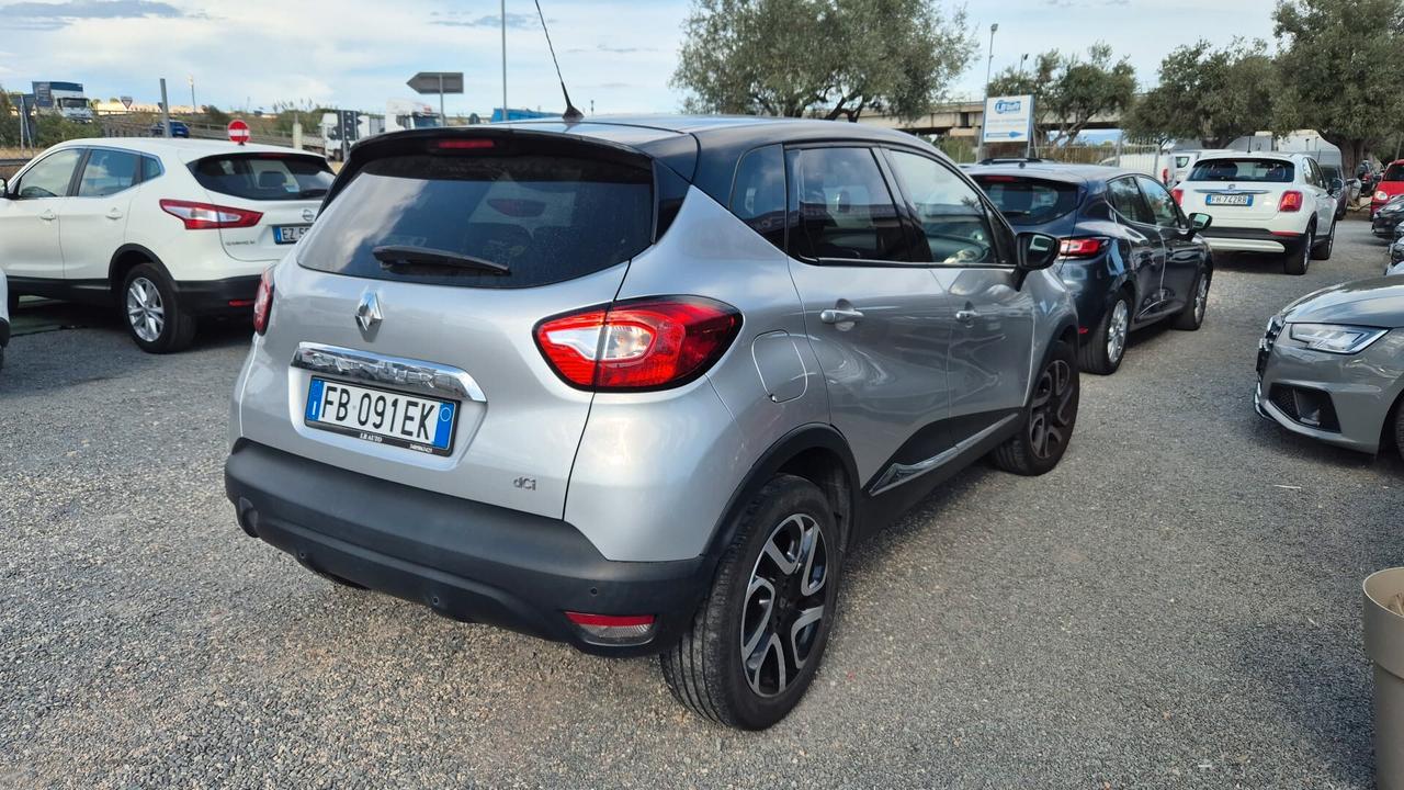Renault Captur 2015 - 1.5dCi LB AUTOMOBILI