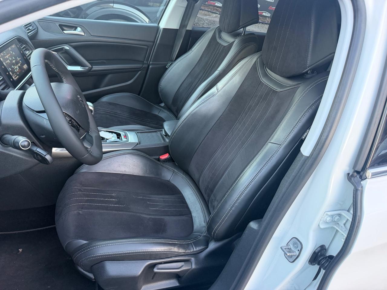 Peugeot 308 BlueHDi 120 S&S Allure