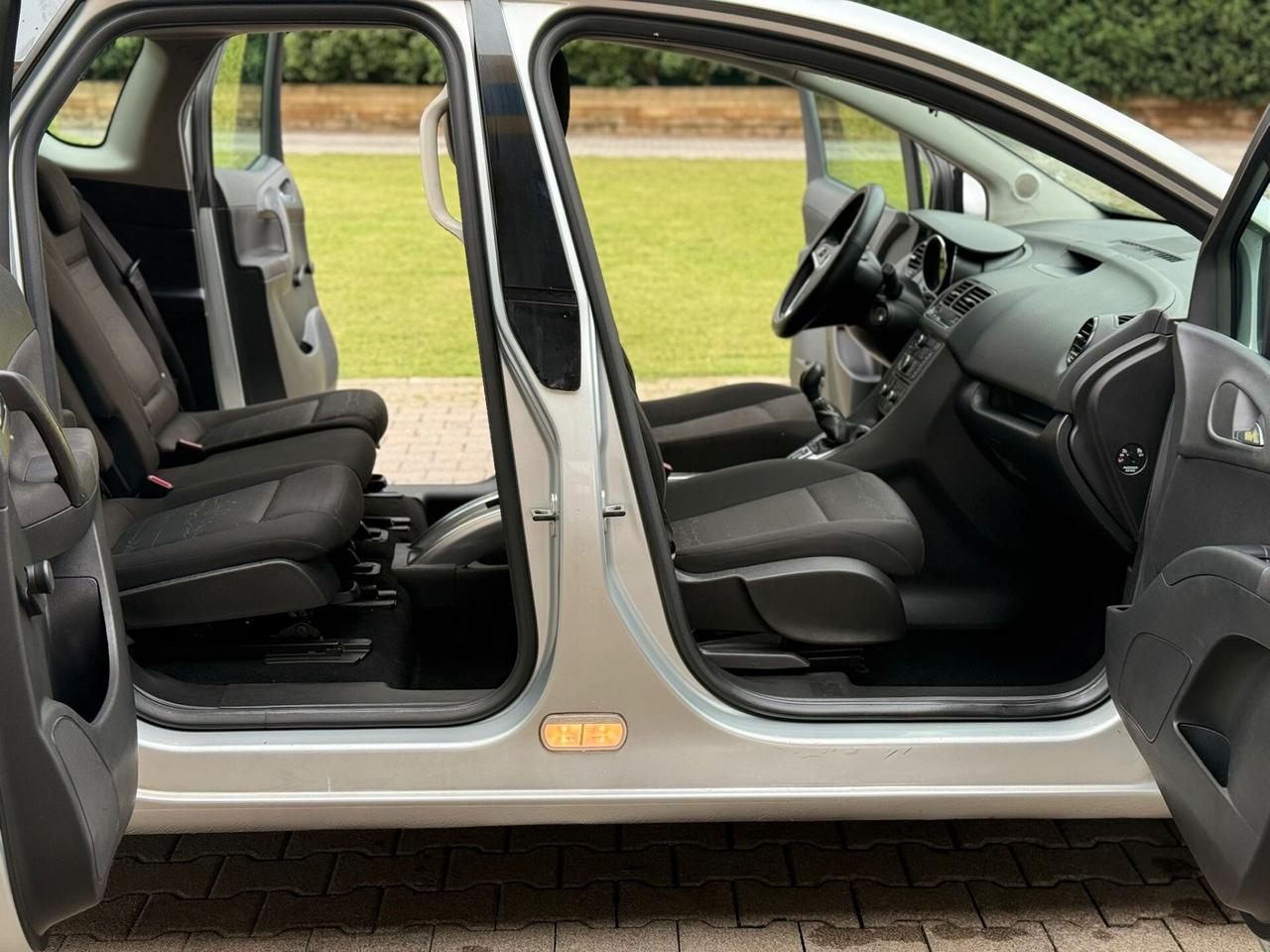 Opel Meriva 1.3 CDTI 95CV ecoFLEX Cosmo