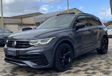 Volkswagen Tiguan R-Line 2.0 TDI 150CV DSG Tetto