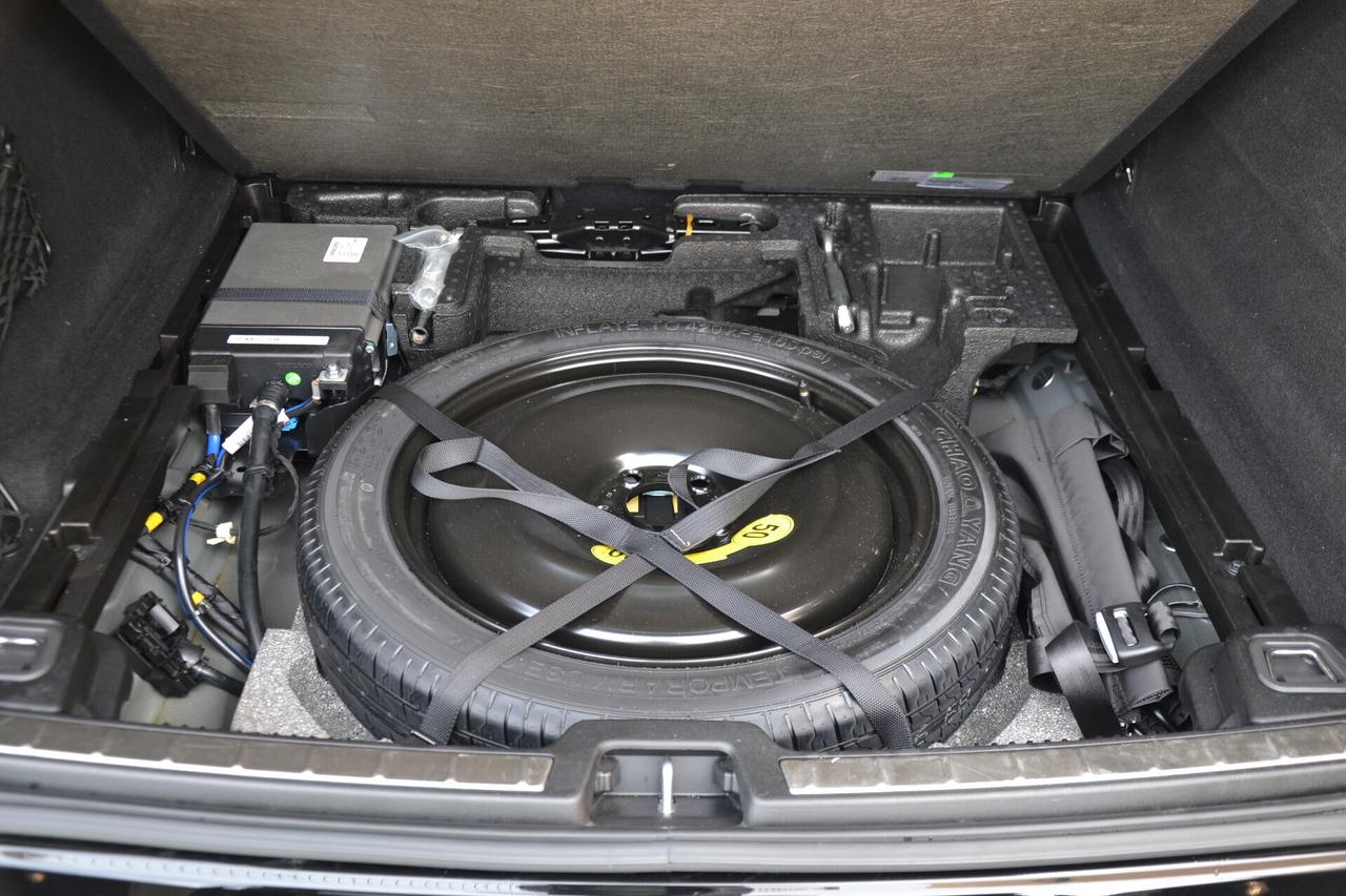 Volvo XC 60 2.0 197CV AWD HYBRID/DIESEL AUT.+FULL LED+RCAM+NAV