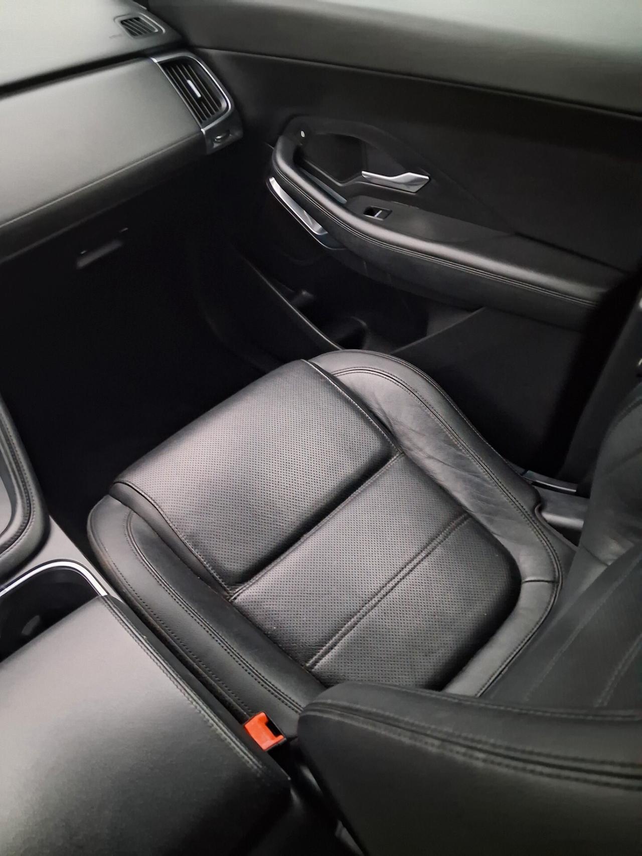 Jaguar E-Pace 2.0D 150 CV S Bianco Perla