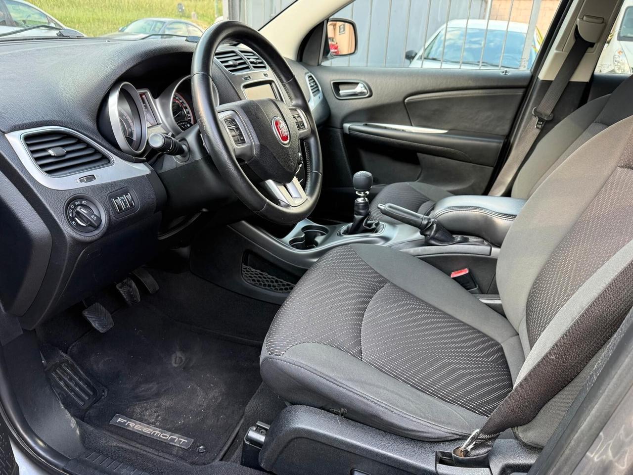 Fiat Freemont 2.0 Multijet 170 CV black code 7 POSTI