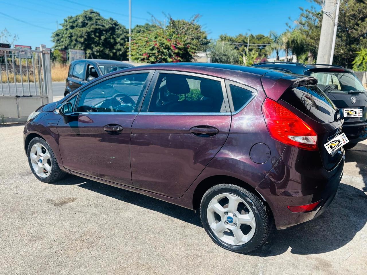 Ford Fiesta 1.4 5 porte Bz.- GPL Titanium