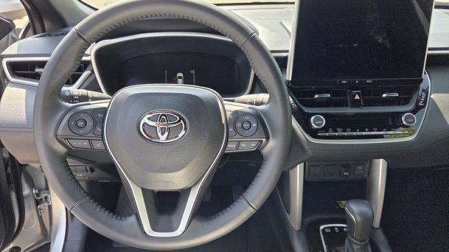 TOYOTA Corolla Cross 2.0 Hybrid 197 CV E-CVT Trend PERMUTE UNICOPRO.