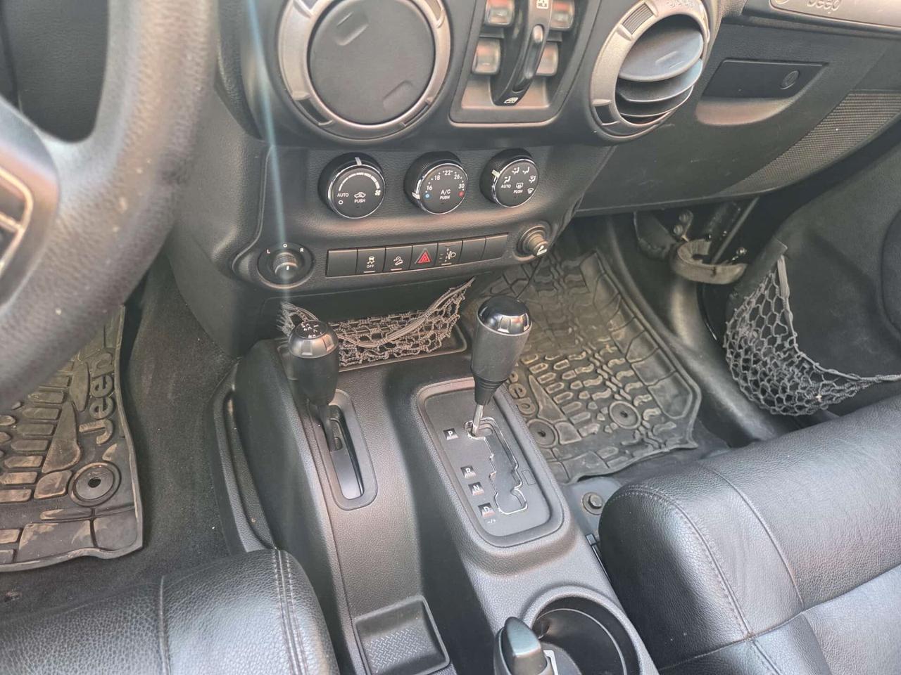Jeep Wrangler 2.8 CRD DPF Sport Auto