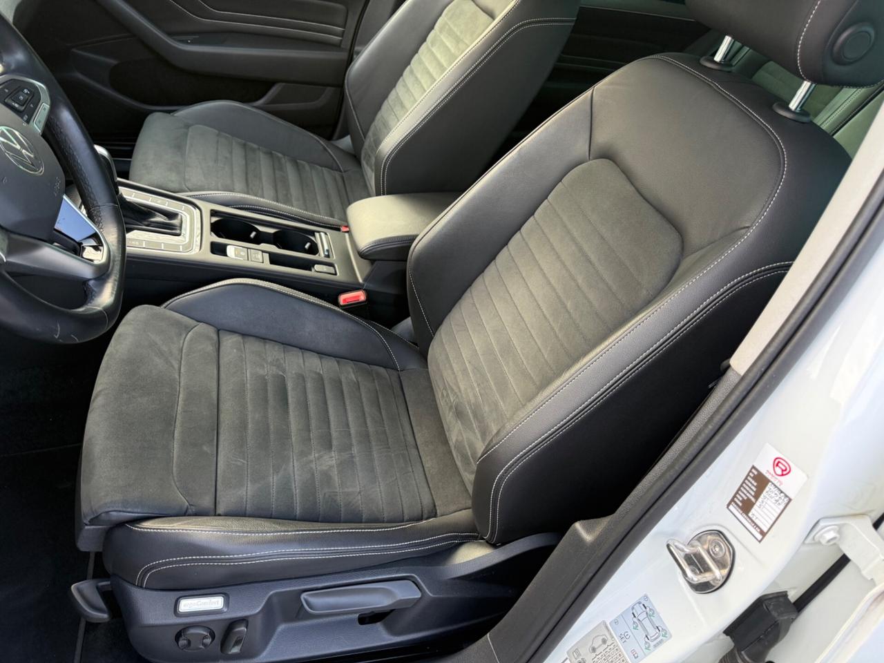 Volkswagen Passat Variant 2.0 TDI SCR 200 CV DSG Executive
