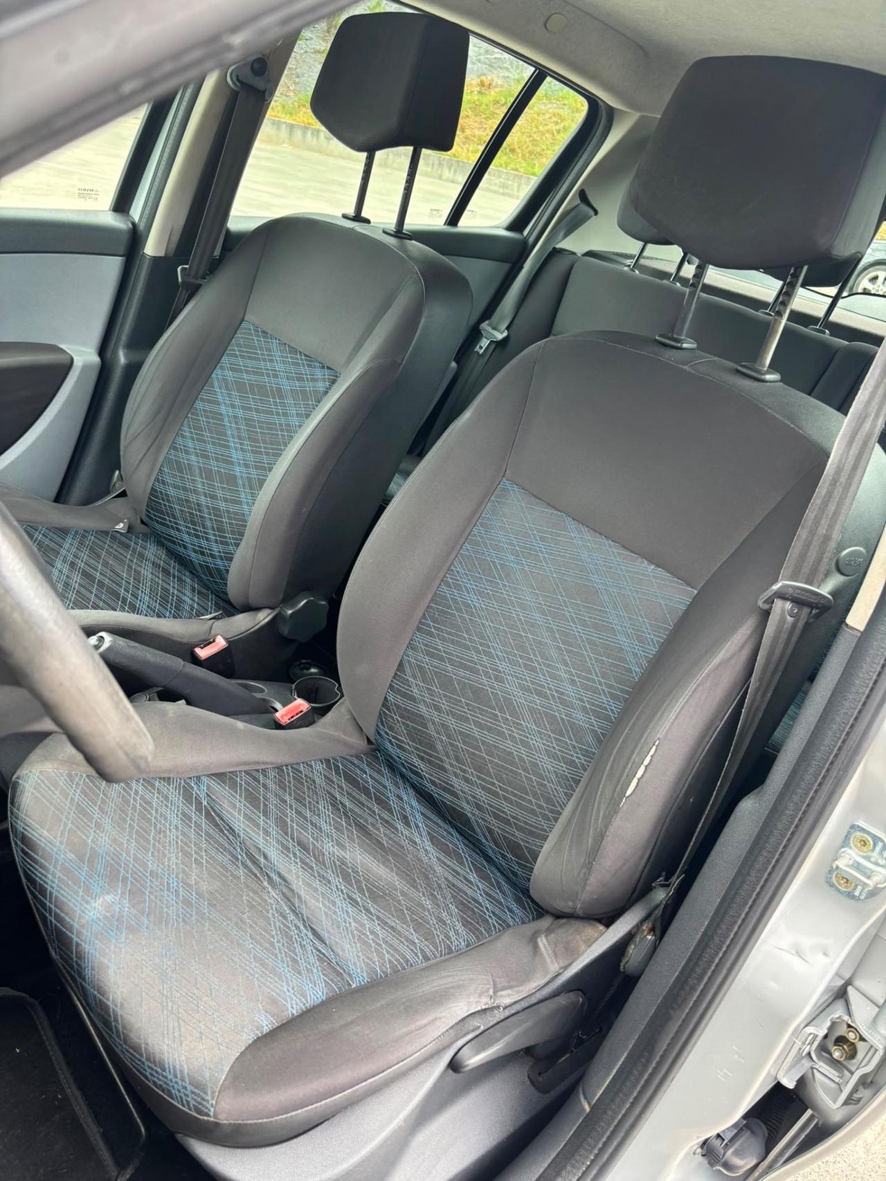 RENAULT CLIO 1.5 DCI