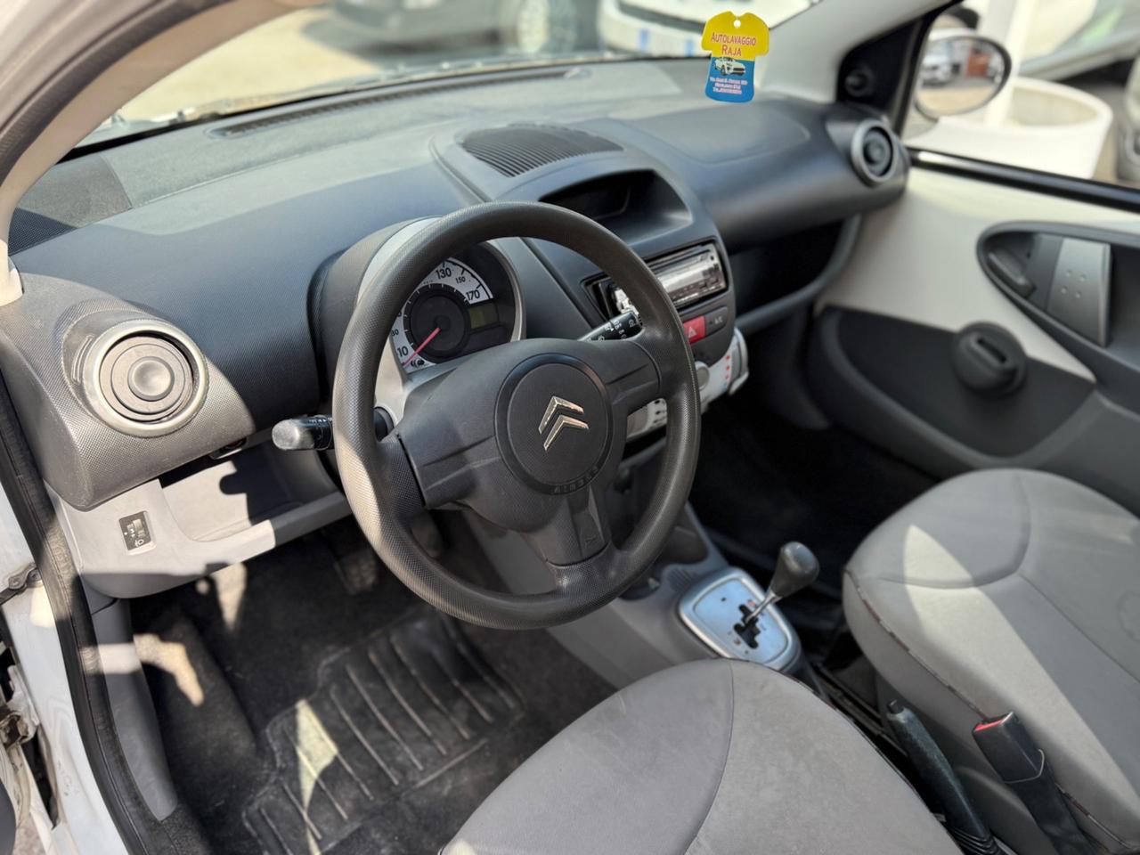 Citroen C1 1.0 5P CMP-5 Amici Automatica