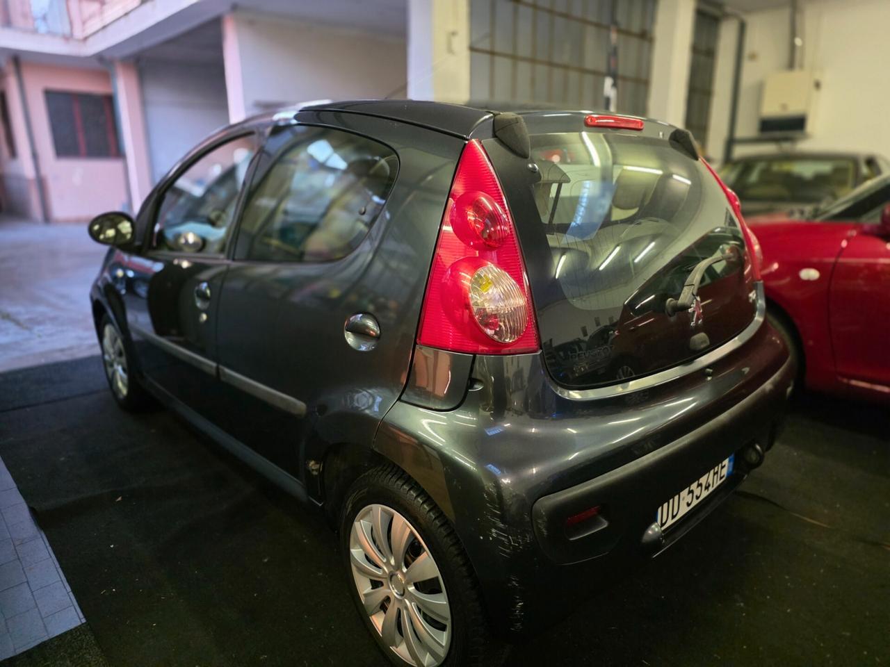 Peugeot 107 1.0 68CV 5p. Desir