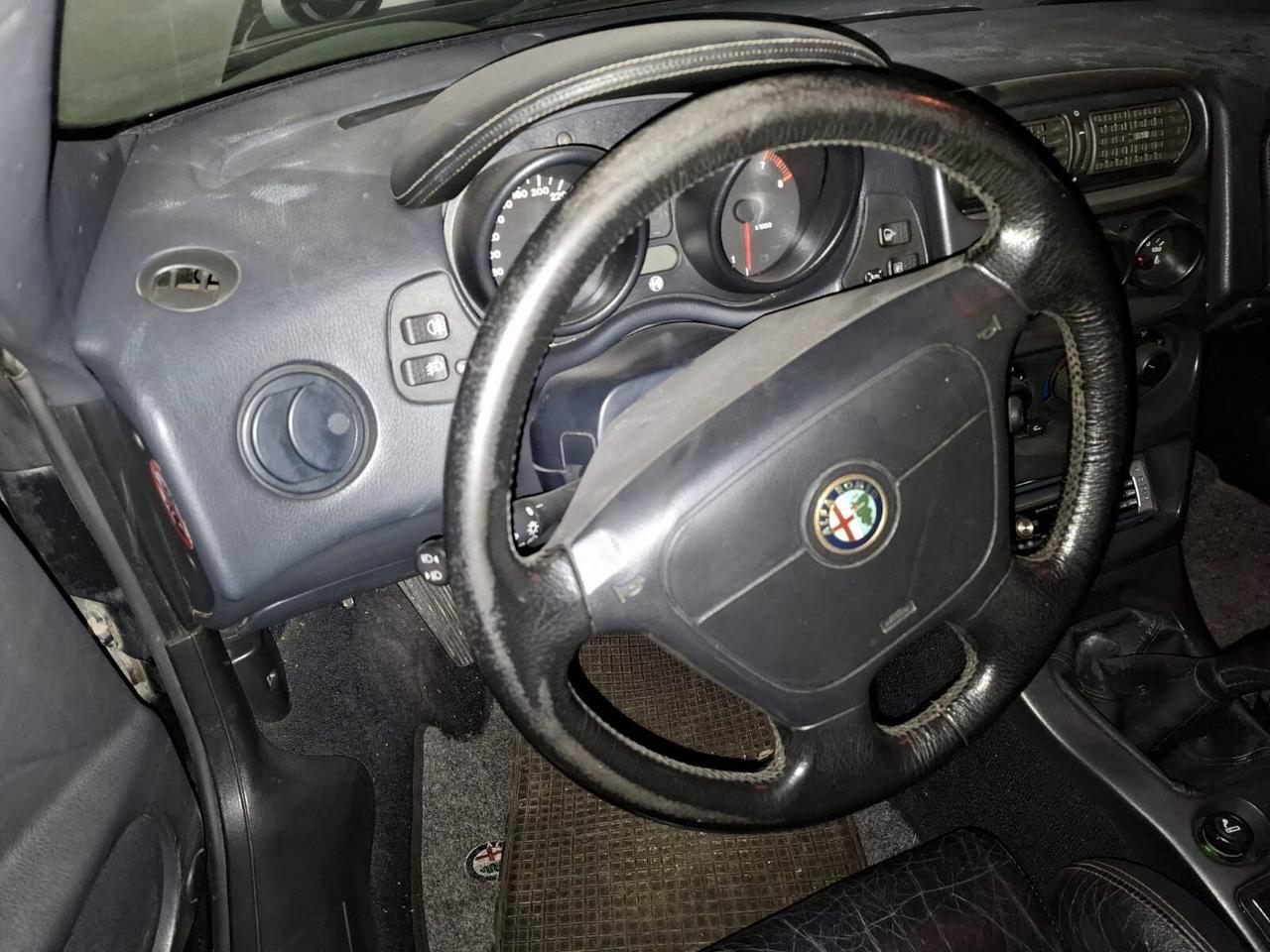 Alfa Romeo GTV 2.0i 16V Twin Spark cat