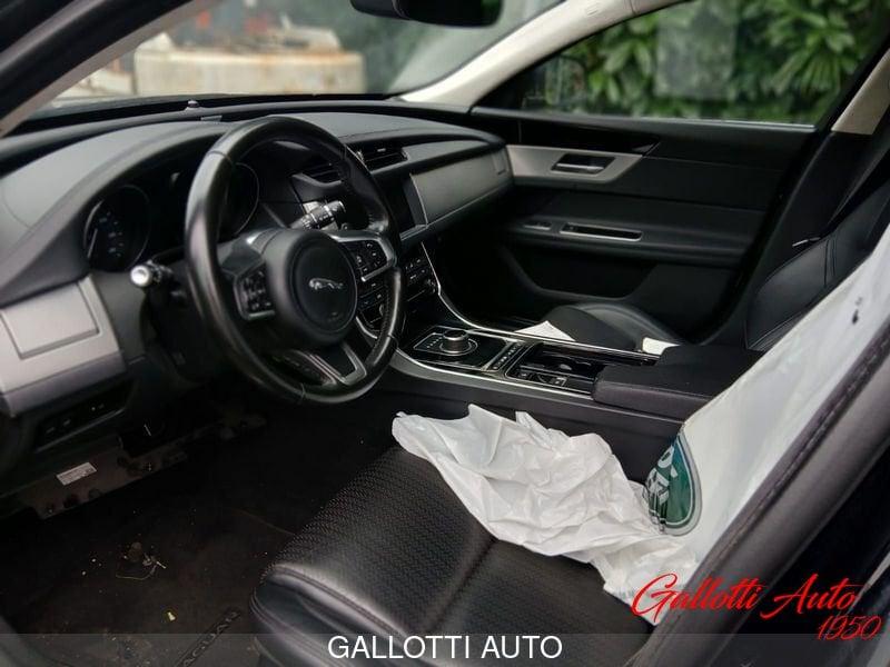 Jaguar XF XF 2.0 D 180 CV aut.-MOTORE DA RIFARE