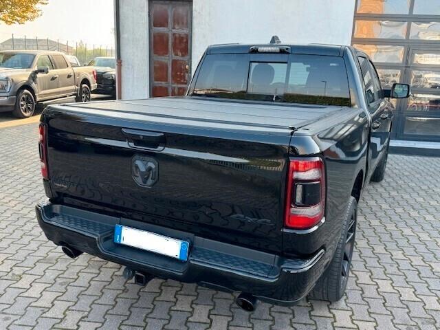 DODGE RAM 1500 SPORT 5.7L V8 NIGHT EDITION 4x4