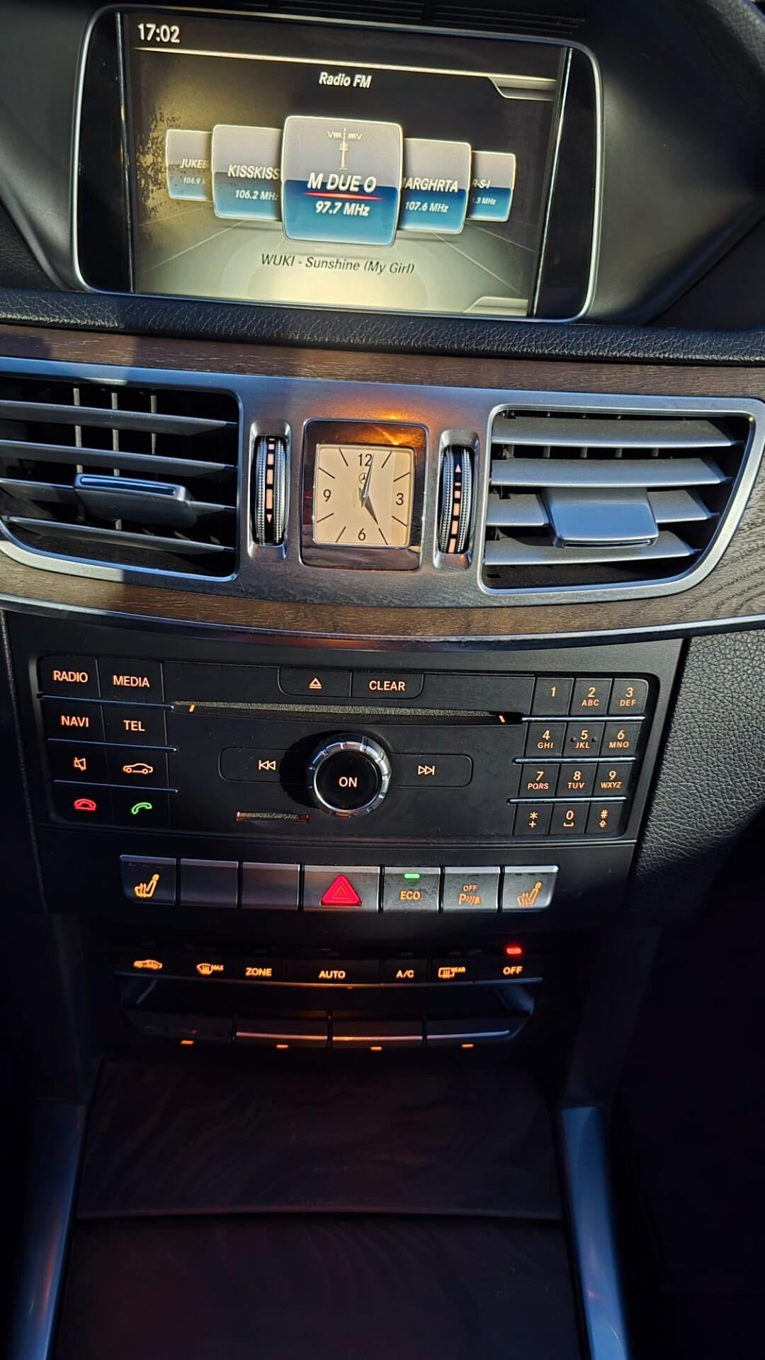 Mercedes-benz E 350 BlueTEC 4Matic Automatic Premium