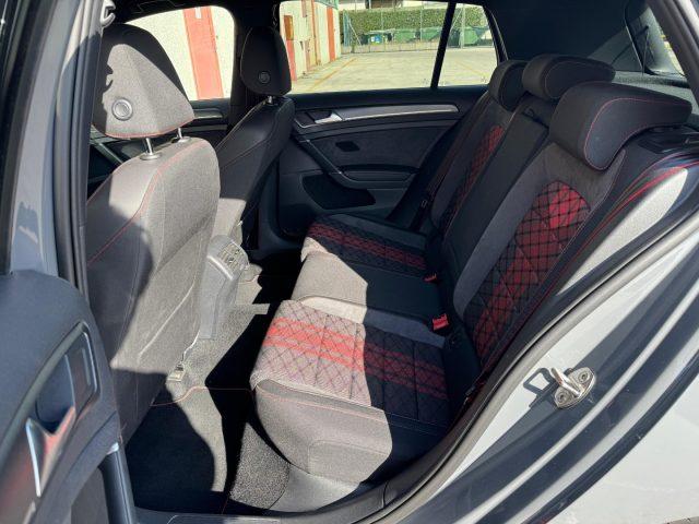 VOLKSWAGEN Golf GTI 2.0 TSI TCR Akrapovic DSG Service VW