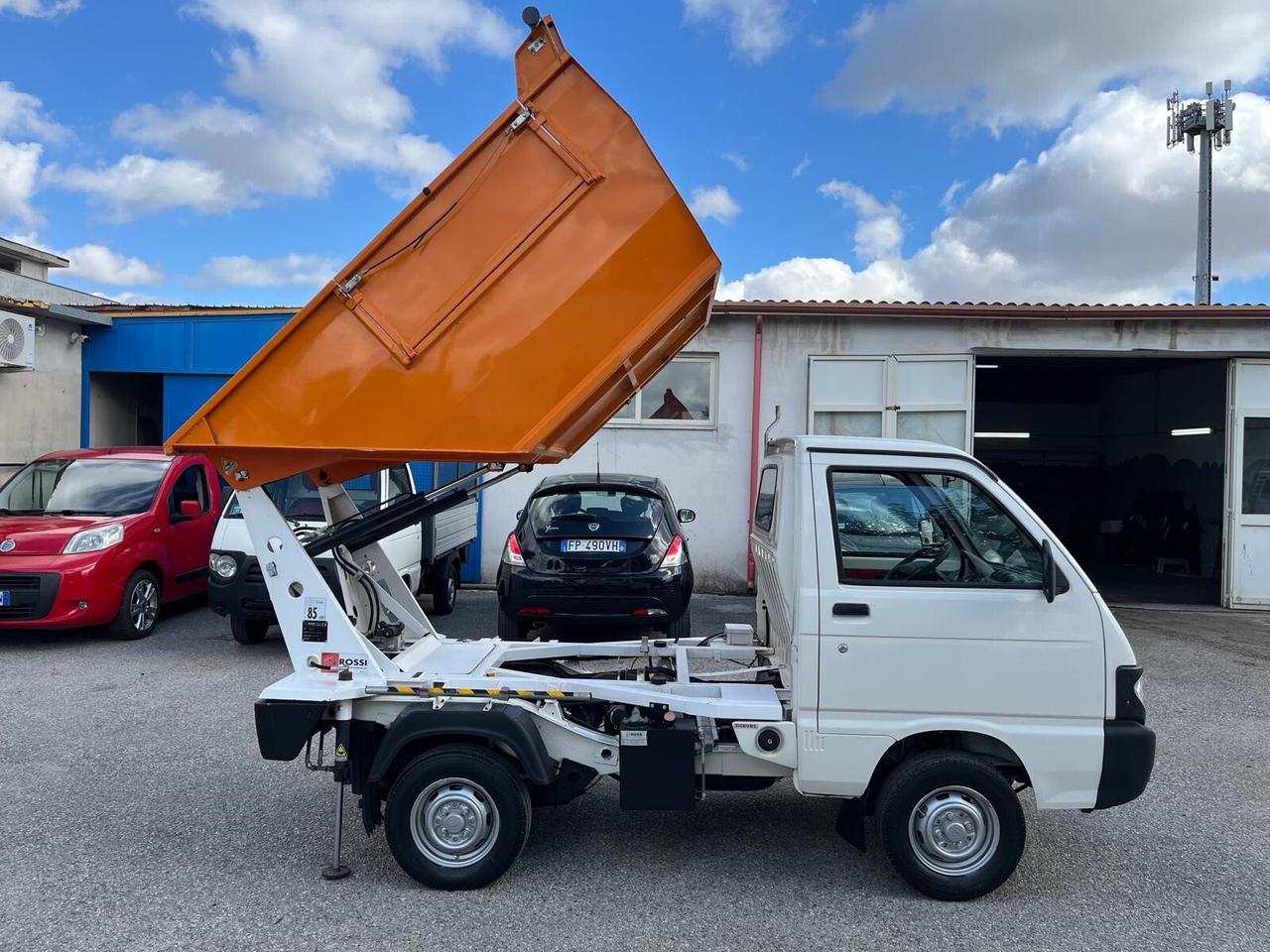 Piaggio quargo con vasca/rib.-700 cc- Diesel -2014