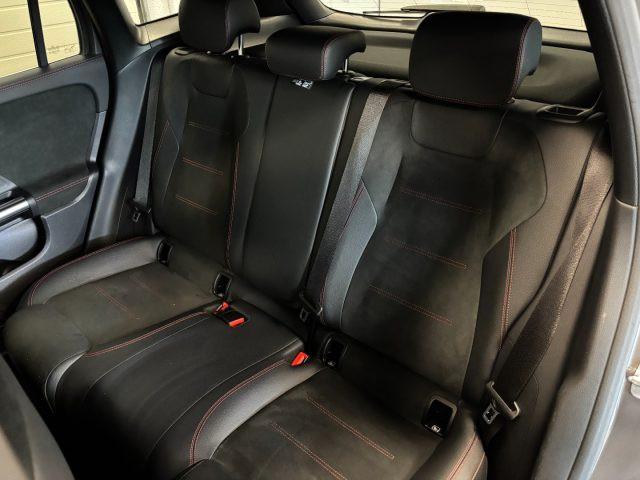 MERCEDES-BENZ GLA 180 d AMG Premium Automatico