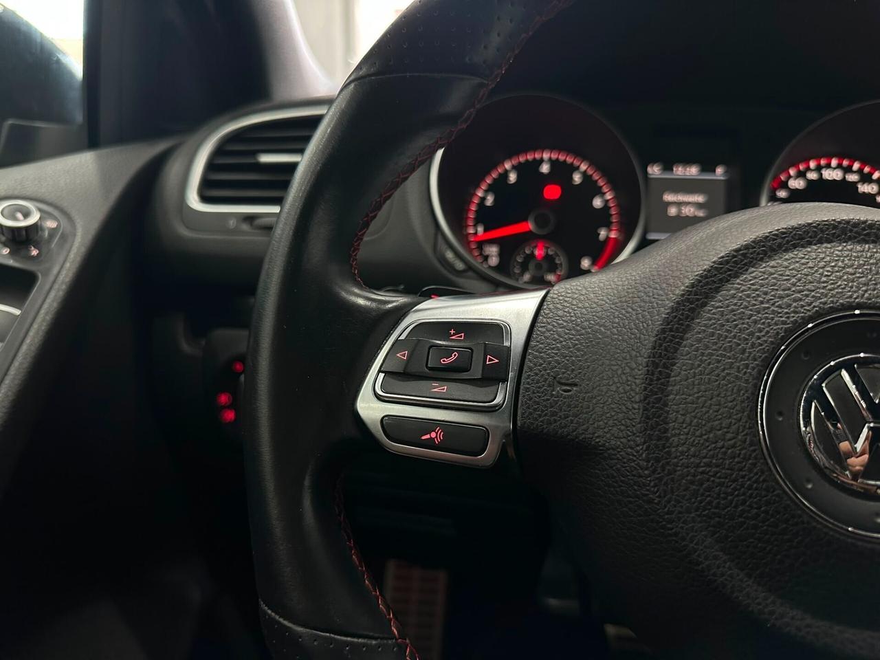 Volkswagen Golf GTI Cabrio 2.0 TFSI