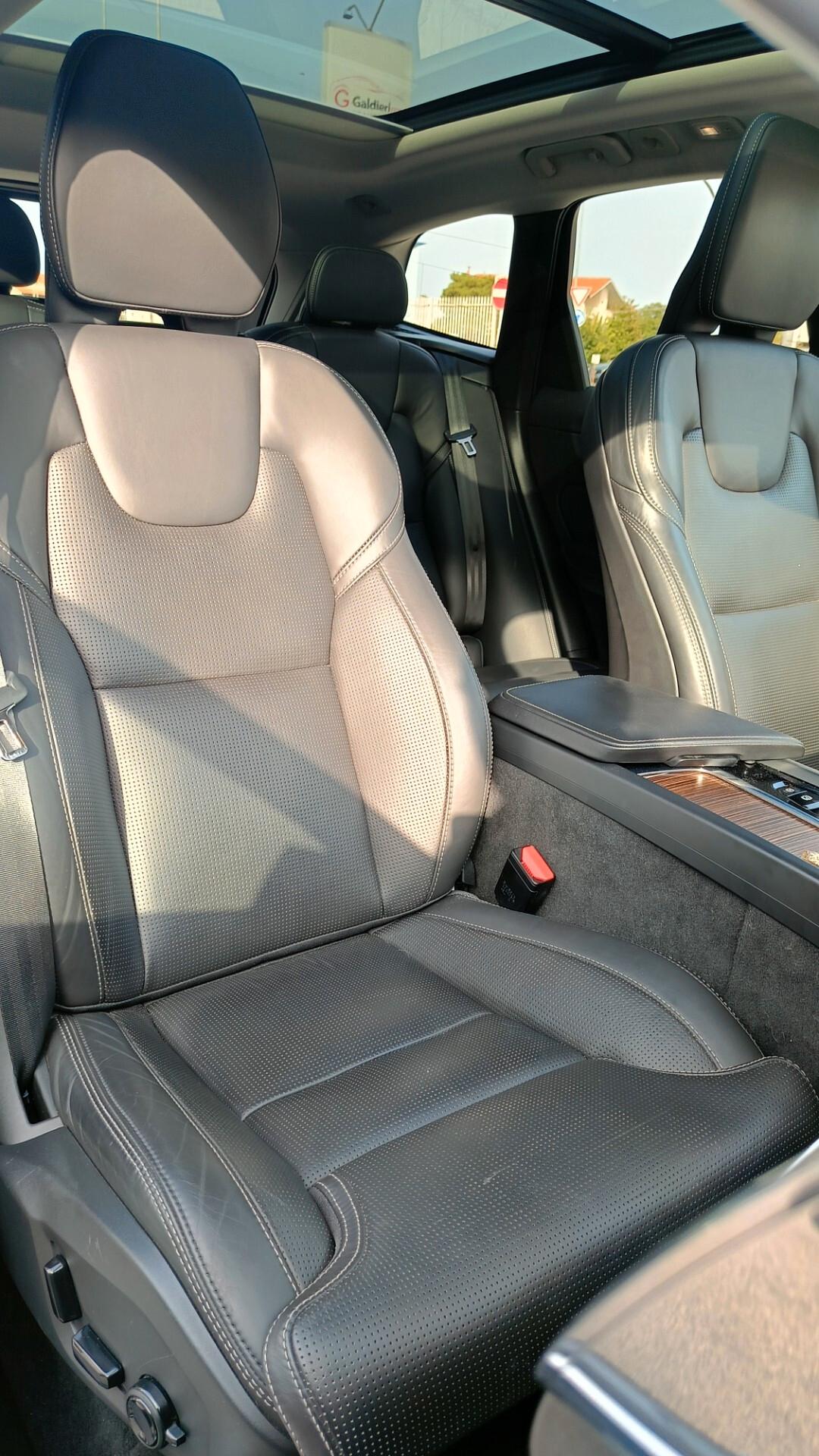 Volvo XC 60 XC60 B4 (d) AWD automatico Business