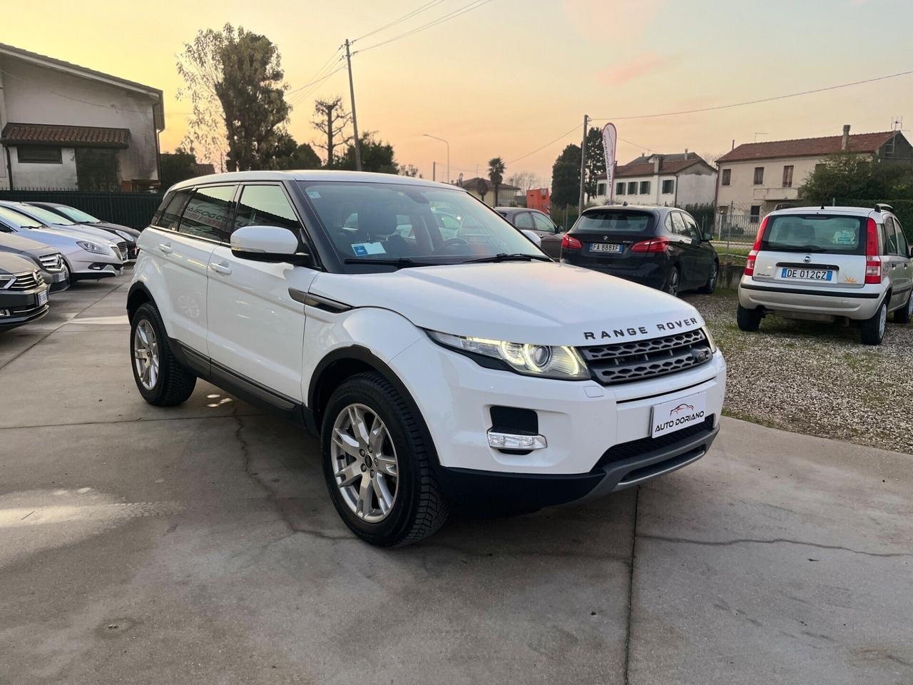 Land Rover Range Rover Evoque 2.2 TD4 5p. Prestige