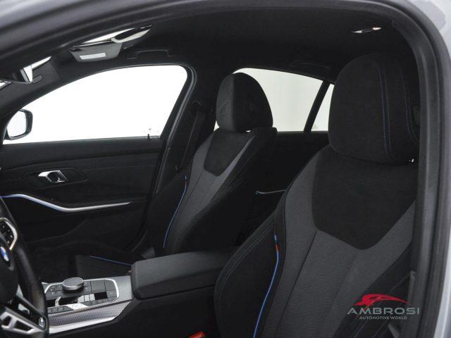 BMW 320 Serie 3 d mhev 48V xdrive MSport Pro auto