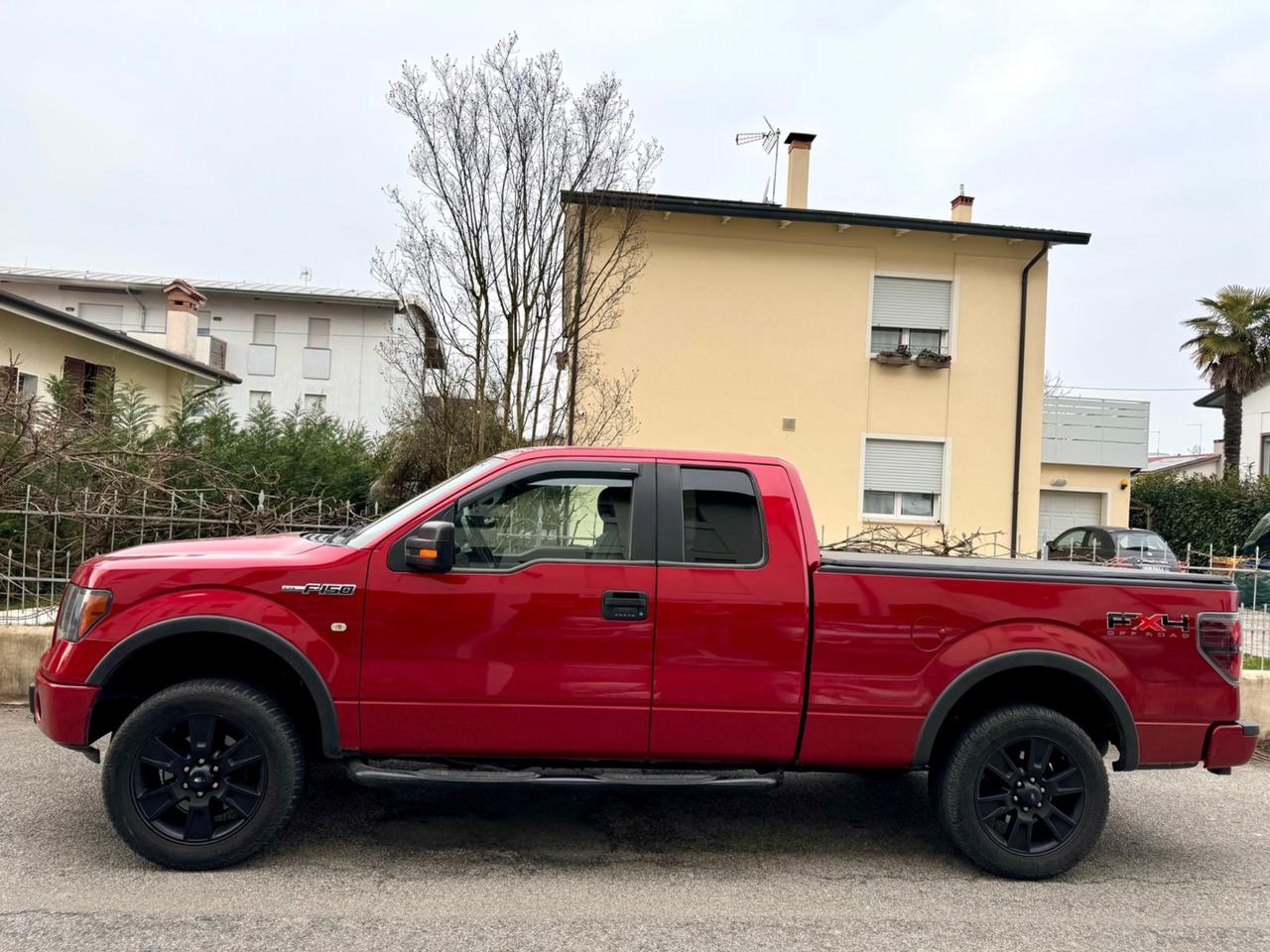 Ford F 150 5.4 V8 FX4 GPL AUTOCARRO
