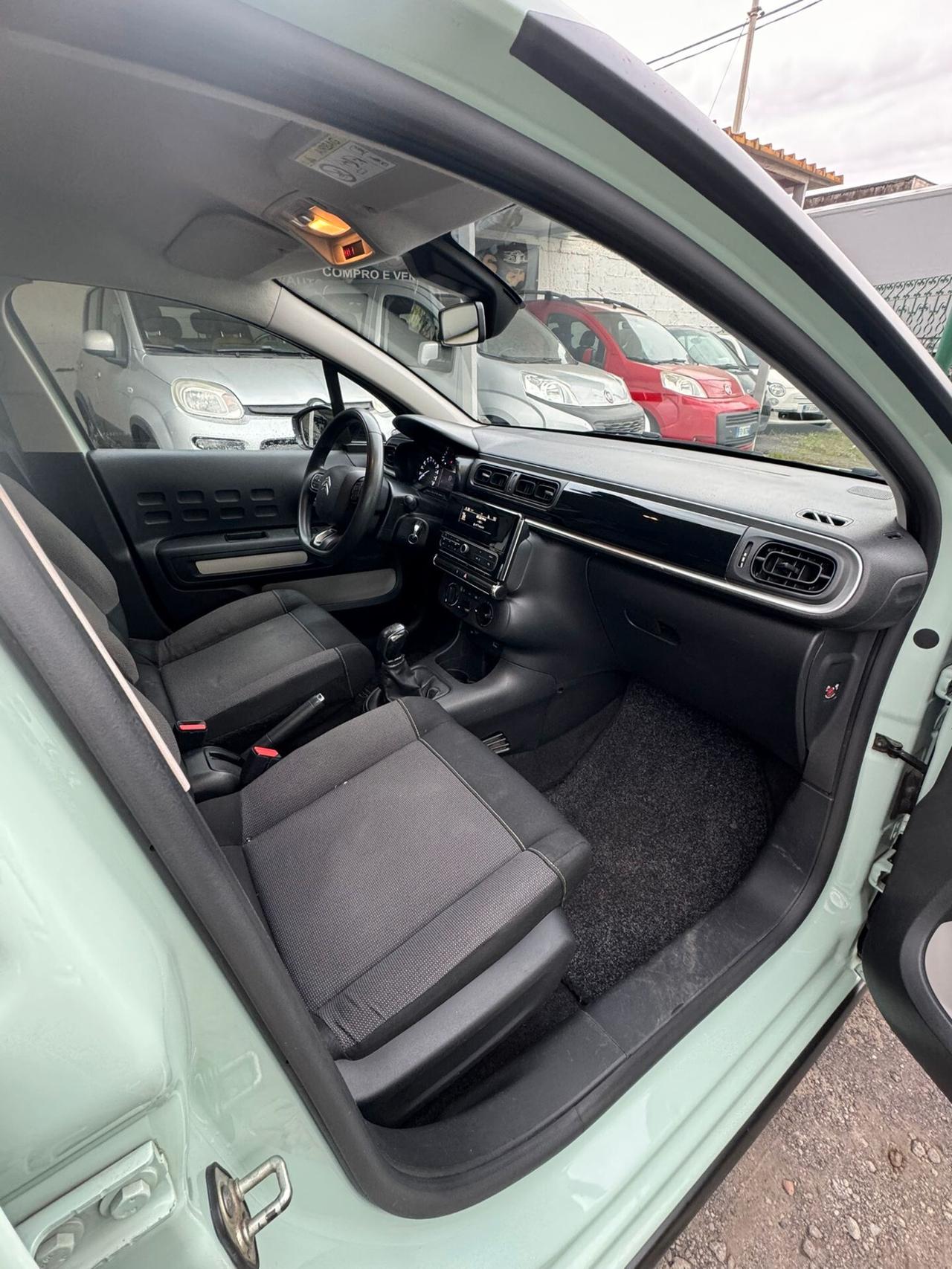 Citroen C3 PureTech 82 S&S Uptown