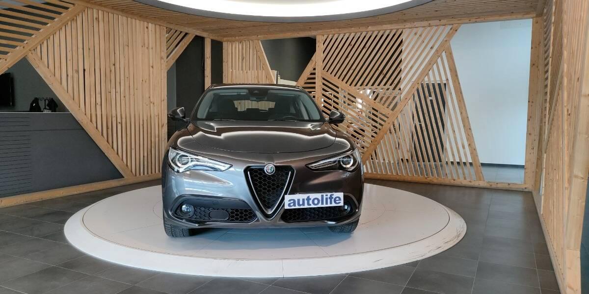 Alfa Romeo Stelvio 2.2 t Business rwd 190cv auto