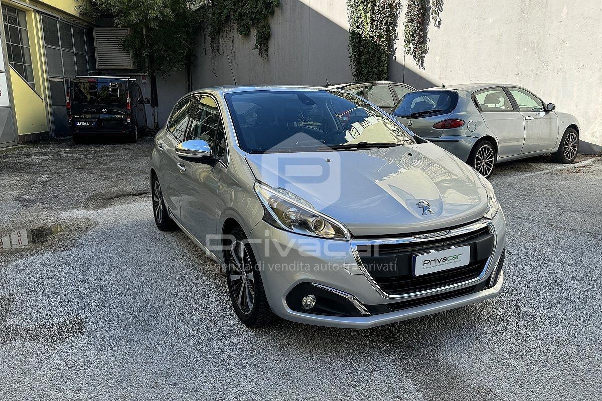PEUGEOT 208 1° serie PureTech 82 5 porte Allure