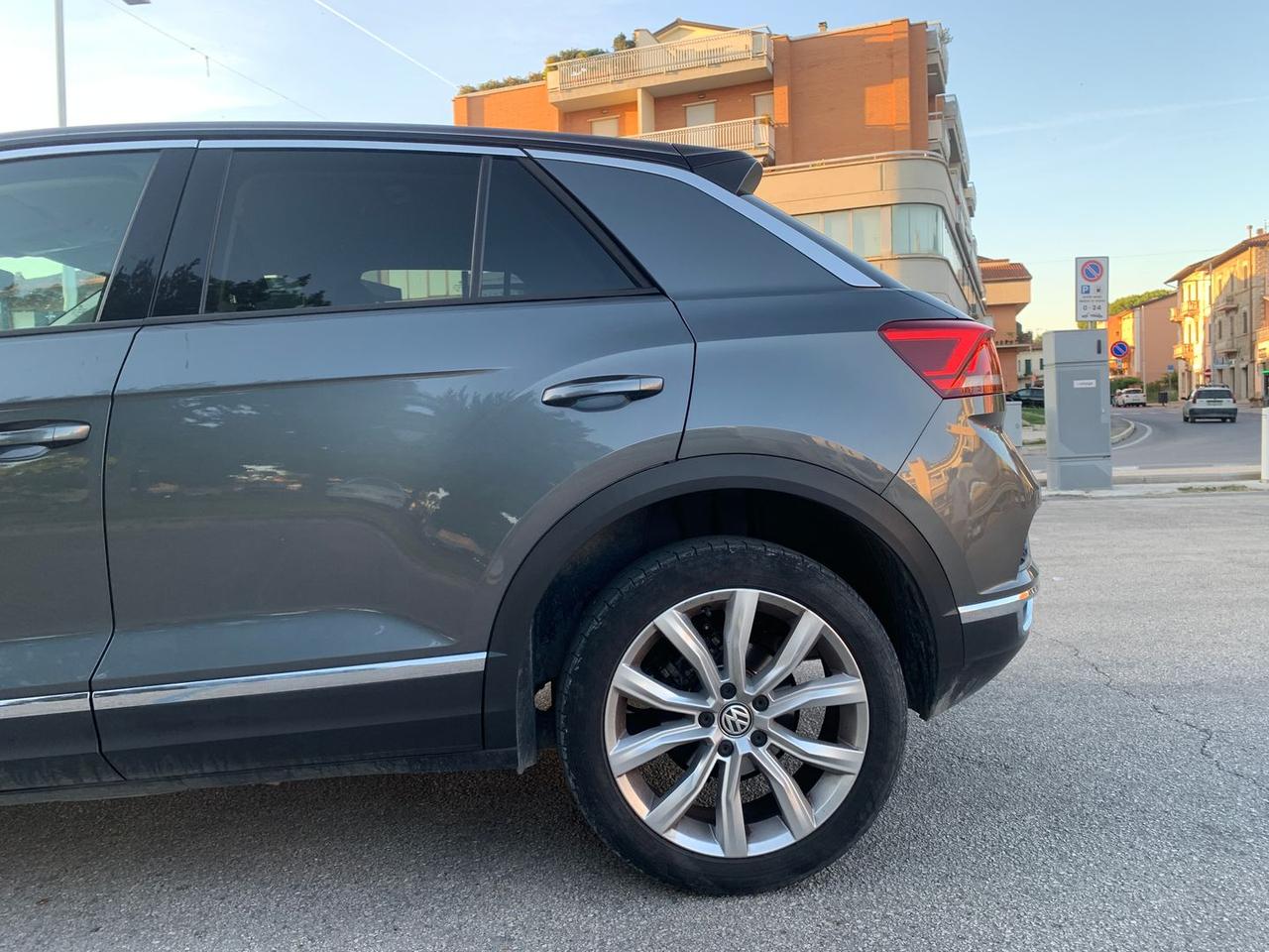 Volkswagen T-Roc VW T-ROC 1.6 TDI Advanced #5716