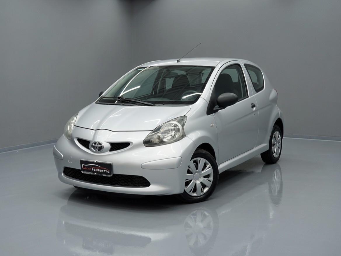 Toyota Aygo 1.0 12V VVT-i 3 porte Sol 2008
