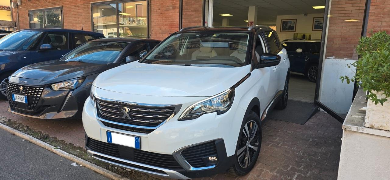 Peugeot 5008 BlueHDi 130 S&S Allure