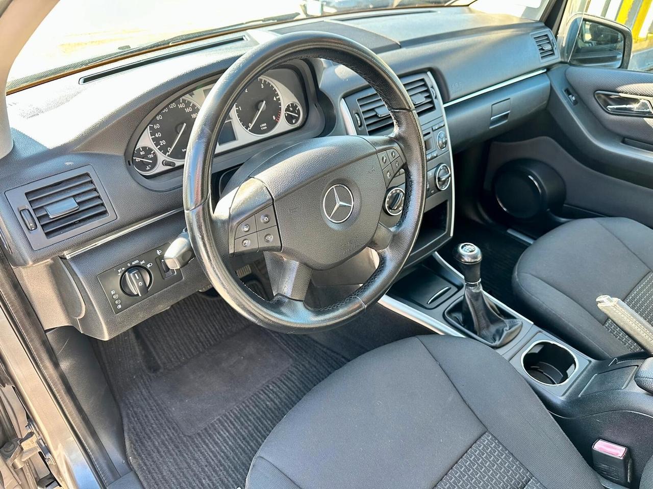 Mercedes-benz B 180 CDI Executive 2010