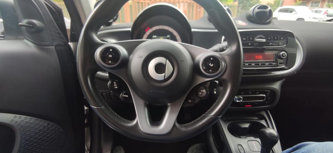 Smart ForTwo 70 1.0 twinamic BRABUS Style