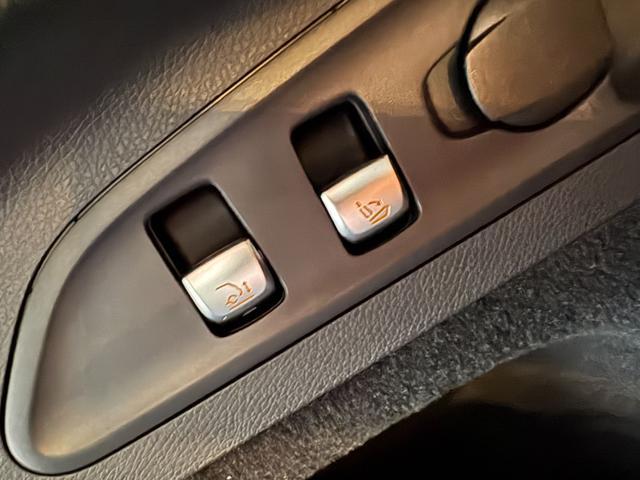 MERCEDES-BENZ GLC 300 de 4Matic Plug-in hybrid Coupé Premium Plus.