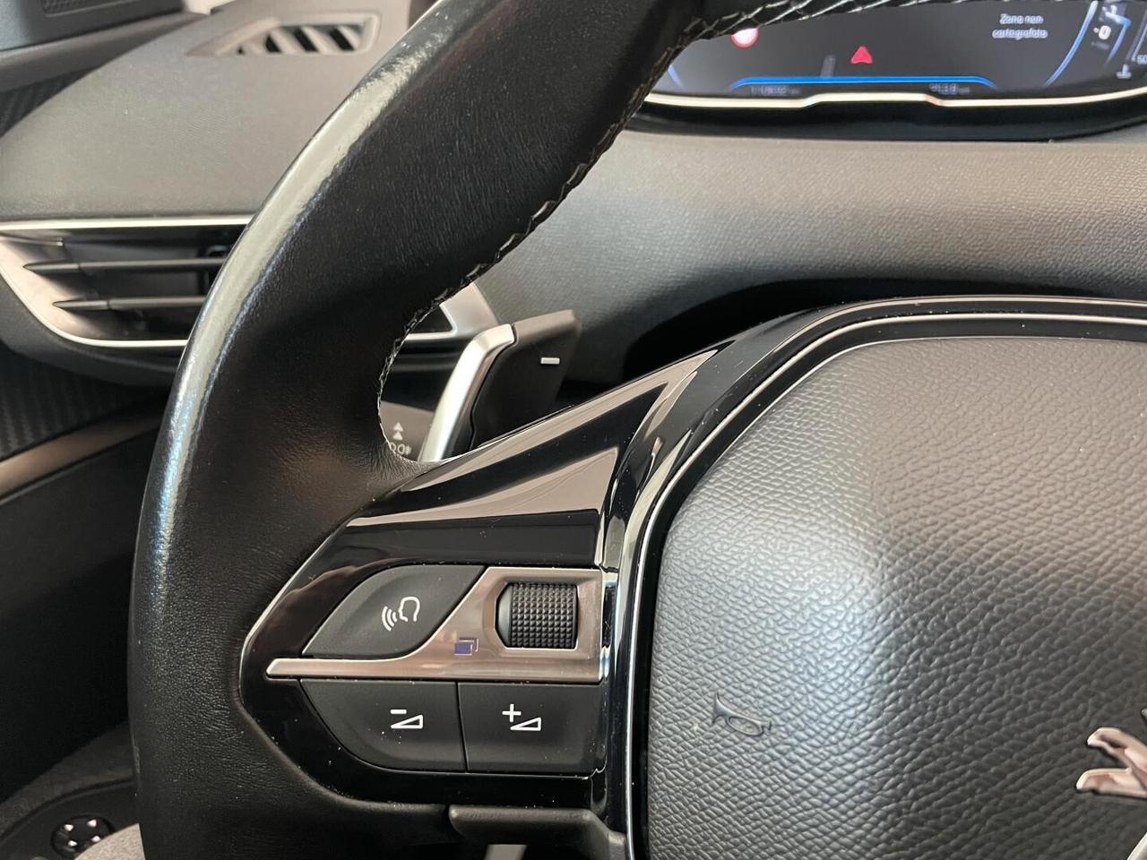 PEUGEOT 3008 Business Navi - BlueHDi 130cv EAT8