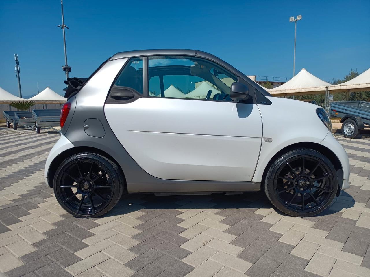 Smart ForTwo 90 T twinamic cabrio BRABUS STYLE