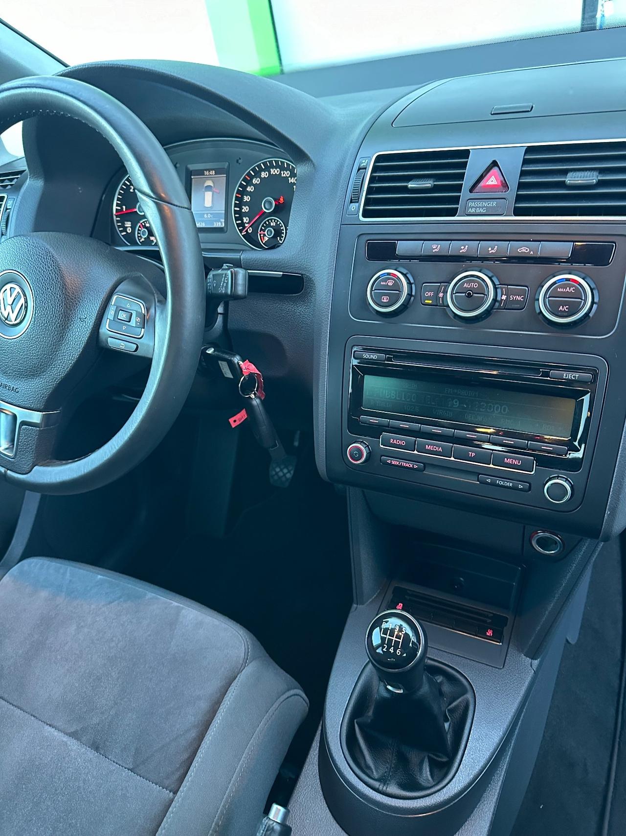 Volkswagen Touran 2.0 TDI 140 CV Highline 7 POSTI