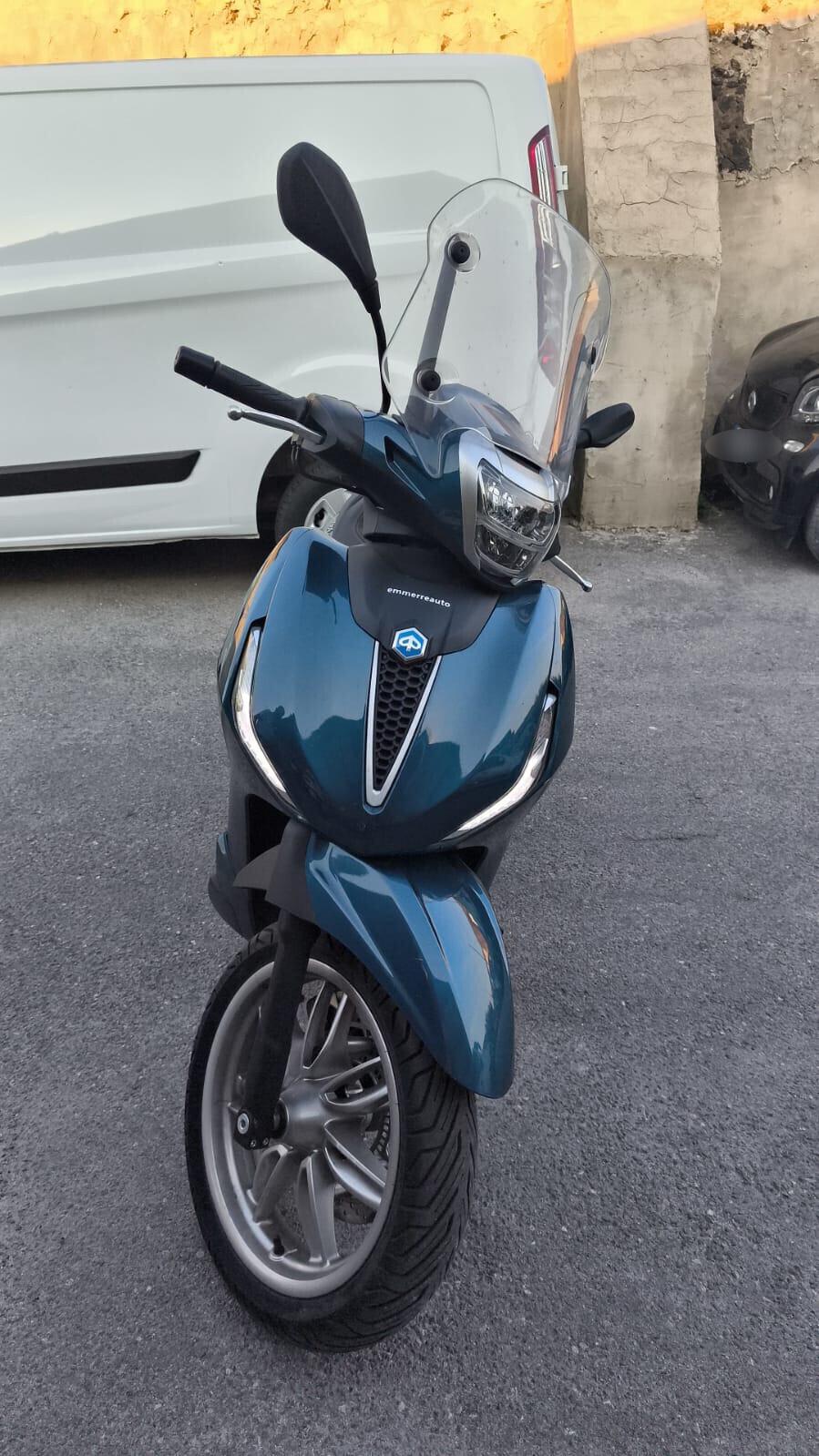Piaggio Beverly 400 del 2024 USATO