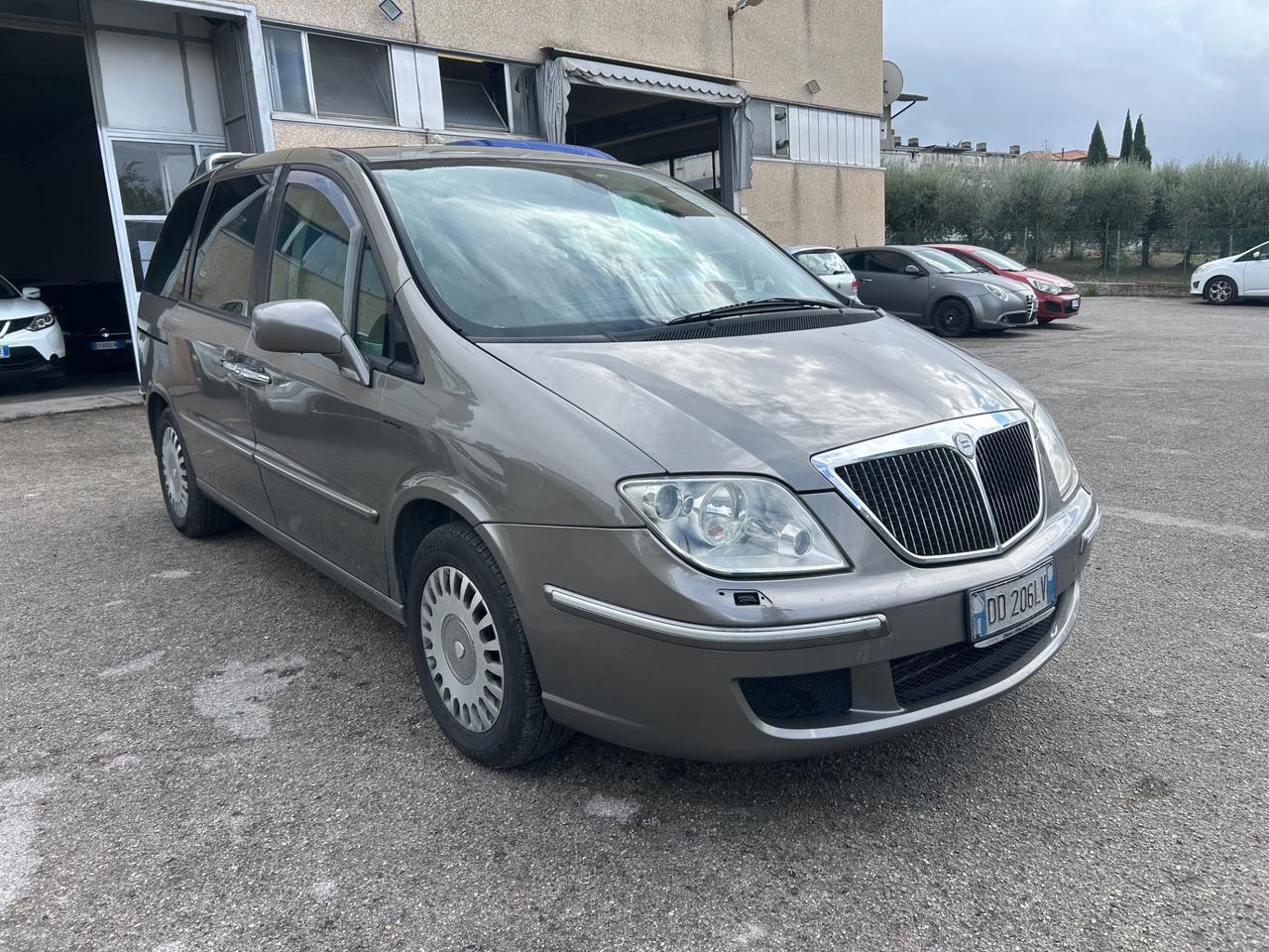 Lancia Phedra 2.2 JTD 7 Posti