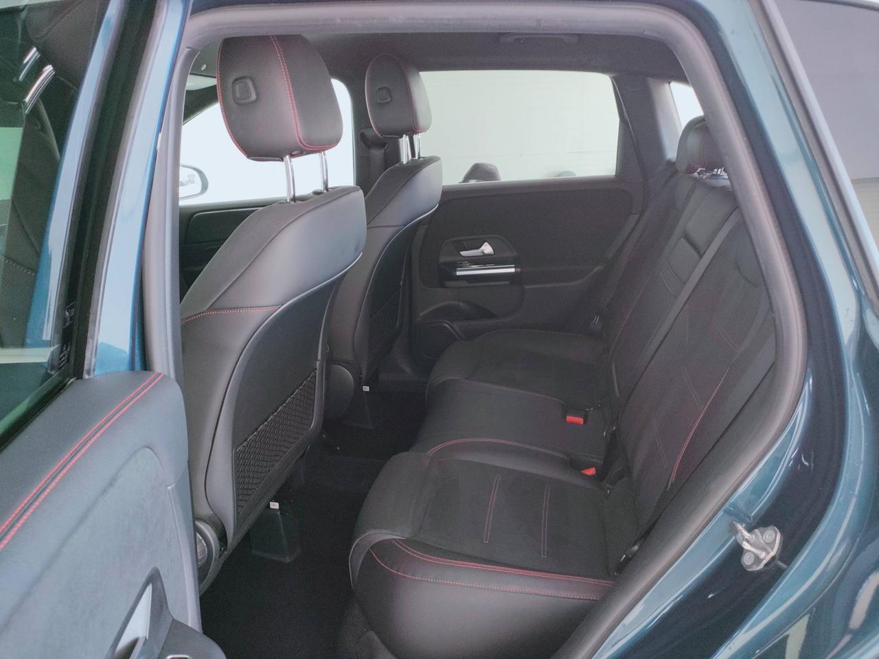 Mercedes-Benz Classe B - W247 2018 - B 180 d Premium auto