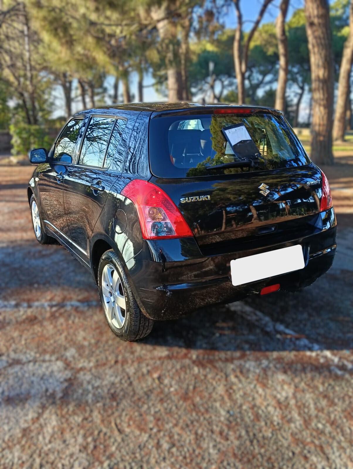 Suzuki Swift 1.3 4x4 5p. GL