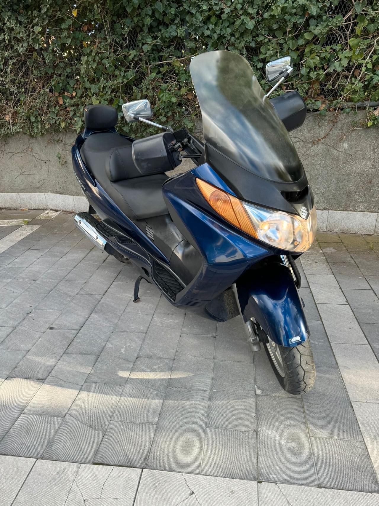 suzuki burgman