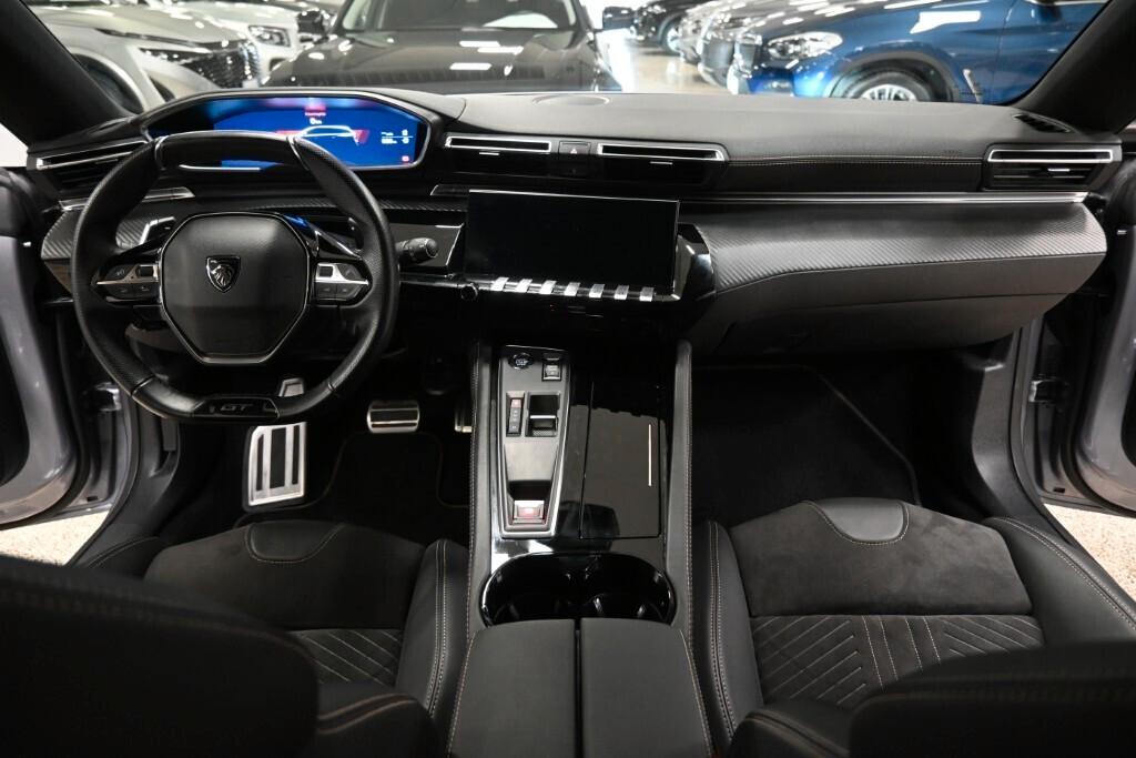 Peugeot 508 SW 1.5 BLUEHDI 131CV EAT8 SeS GT ( FARI LED MATRIX - I-COCKPIT NAVI MIRROR PDC)