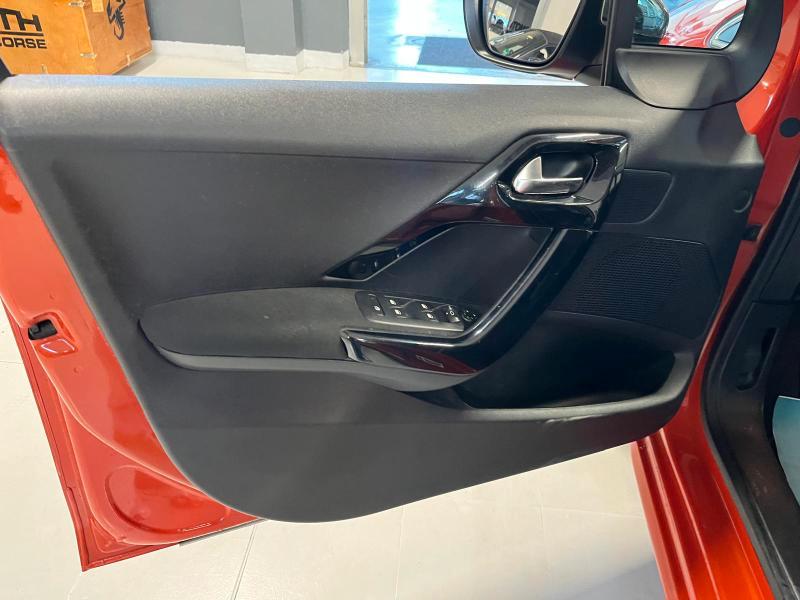 PEUGEOT 208 1.2 VTi Allure