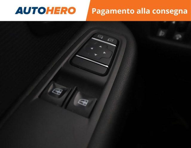 RENAULT Clio 1.2 75CV 5 porte Life